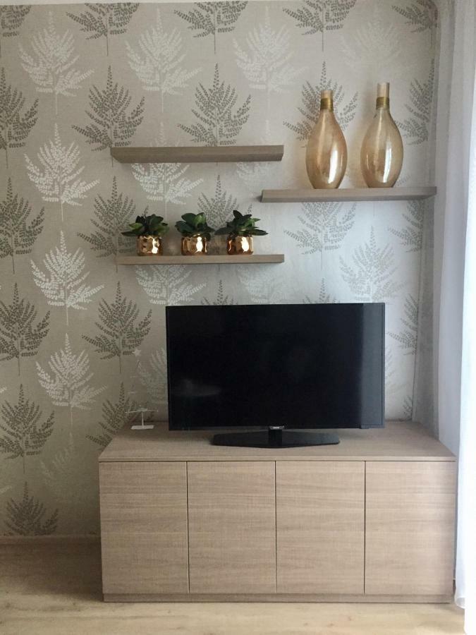 Zlaty Apartman Dolna Morawa Zewnętrze zdjęcie