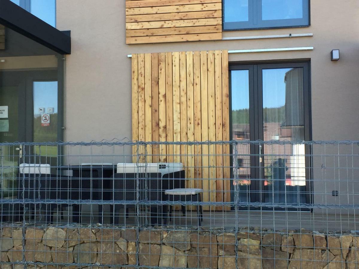 Zlaty Apartman Dolna Morawa Zewnętrze zdjęcie